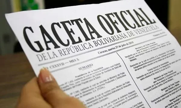 Aprobada en Primera Discusión Ley de Simplificación de Contribuciones Especiales; Oficializan la Regulación del Servicio “Exporta Fácil Postal”; La Cámara Inmobiliaria Reporta Disminución de Precios