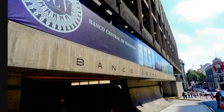 ¿Cuál es el Impacto en la Economía y en la Ciudadanía del Descuento en el Encaje Legal en Venezuela?